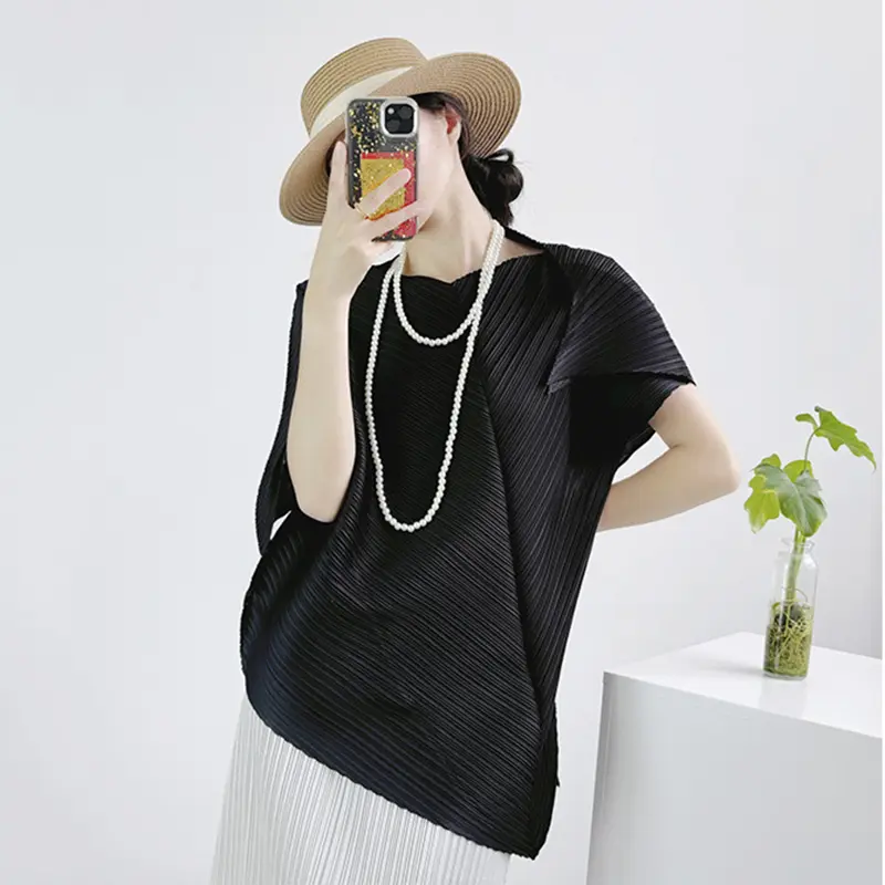 LANMREM Pleated 2025 Summer Design Solid Color Irregular High-end Women's T-shirt Elastic Loose Pullover Top Versatile 2DB4127