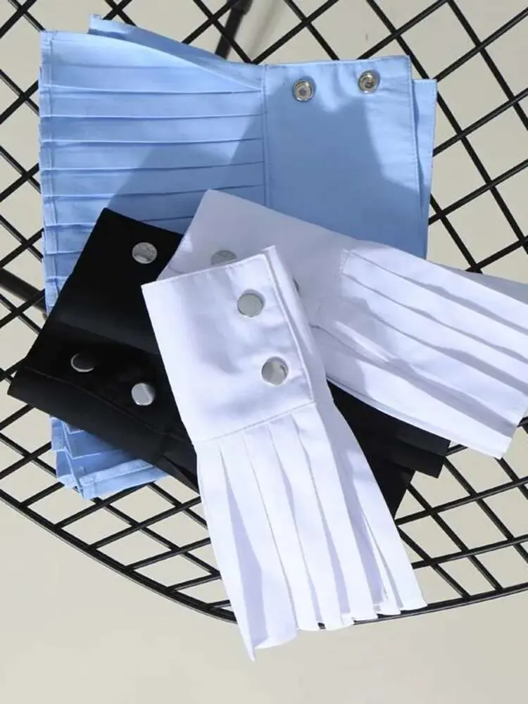 LANMREM Solid Color Versatile Cufflink Sleeve Pleated Flare Sleeves Gloves Decorative Shirt Female Fashion 2DA2410