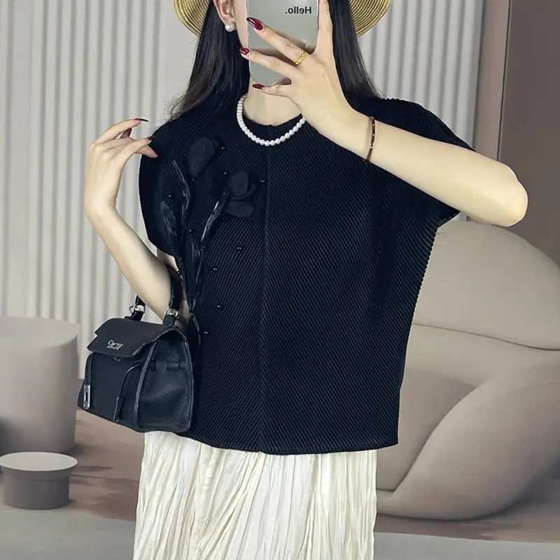 LANMREM Green High-End Dragon Scale Pleated Short Sleeve T-Shirt For Women 2025 New Niche Design Elastic Pullover Tops 2DB3637