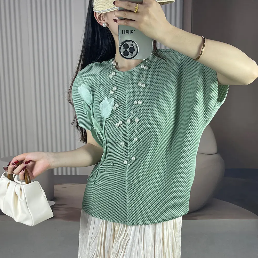 LANMREM Green High-End Dragon Scale Pleated Short Sleeve T-Shirt For Women 2025 New Niche Design Elastic Pullover Tops 2DB3637