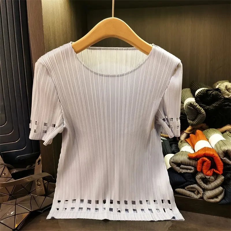 LANMREM Summer New Pleated Design Elastic Round Neck Top Women's 2025 Chic Loose Casual Hollow Out Short Sleeve T-shirt 2DB4028