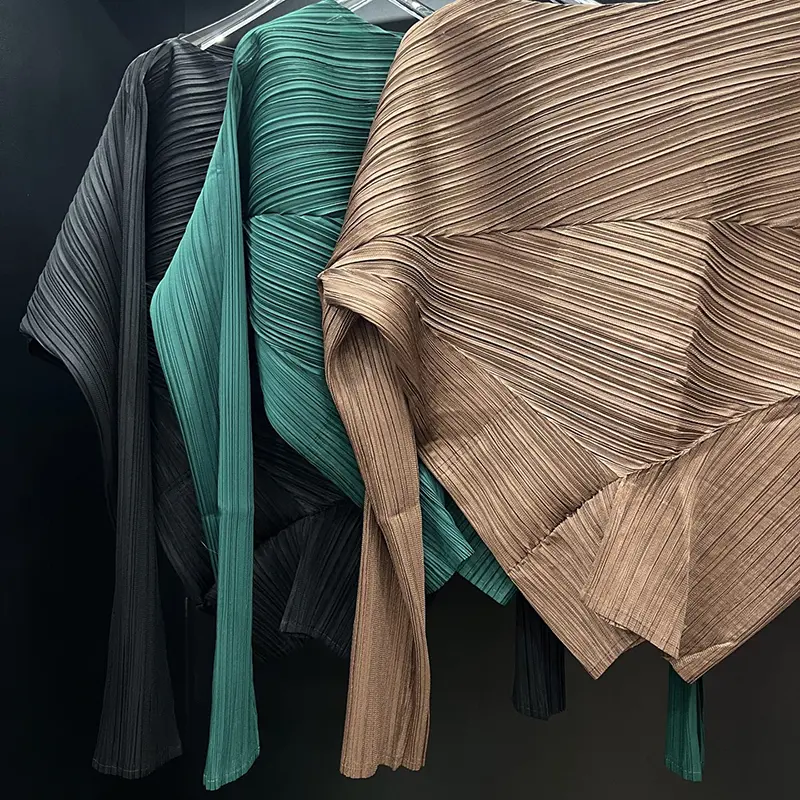 LANMREM Pleated Women's T-shirt Irregular Design High Quality Fashion Simple Elegant Batwing Long Sleeve Pullover Top 2DB3781