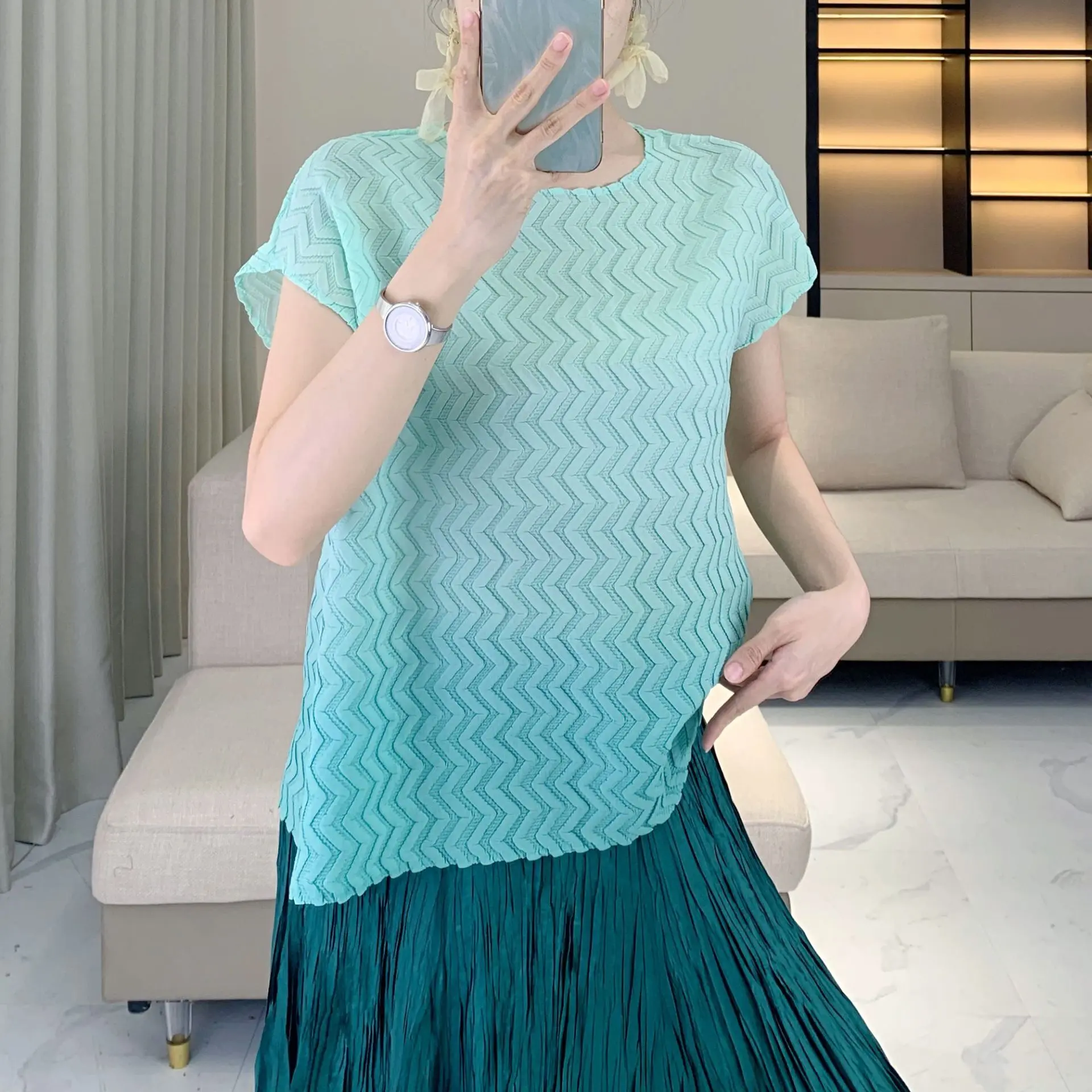 LANMREM Simple Gradient Wave Loose Women's T-shirt Casual Round Neck Summer New Short Sleeve Fashion Pullover Tee Top 2DB4052