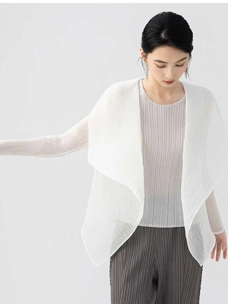LANMREM Nihce Pleated Sunscreen Cardigan Coat For Women 2025 New Summer Fashion Lightweight Lapel Long Sleeve Clothes 2DB3155