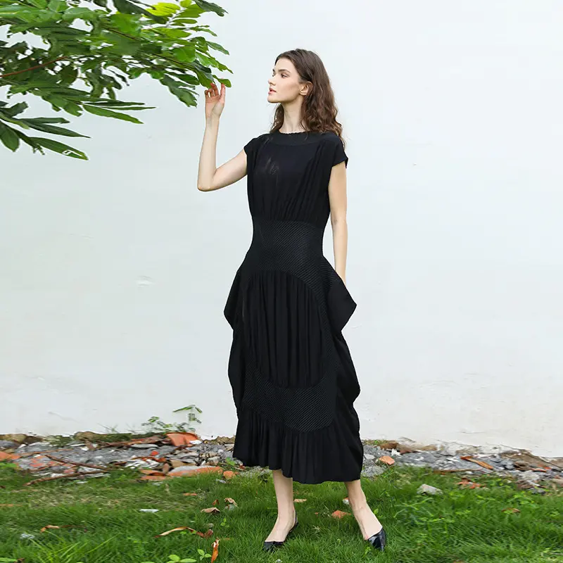 LANMREM High-end Silk Cotton Patchwork Irregular Women's Black Dress Niche Chic Pleated Design High-waisted Clothing 2DB4156