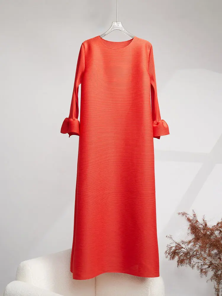 LANMREM Fashion Pleated Long Dress Women Round Neck A-line Solid Color Dresses Elegant Party 2023 Autumn New Clothing 2AA1969