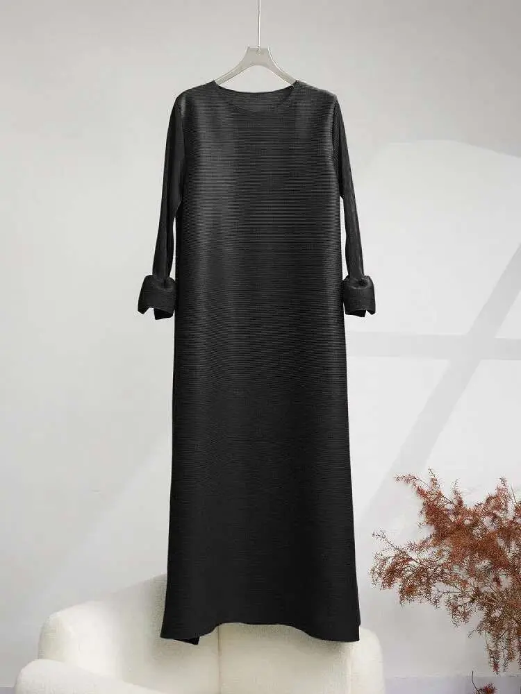 LANMREM Fashion Pleated Long Dress Women Round Neck A-line Solid Color Dresses Elegant Party 2023 Autumn New Clothing 2AA1969