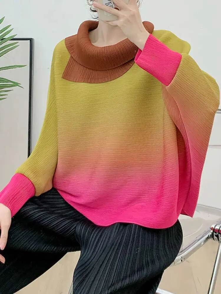 LANMREM Gradient Pleated T-shirt For Women Lapel Long Sleeves Batwing Loose Style Female Fashion Top 2023 Autumn New 2DA1981