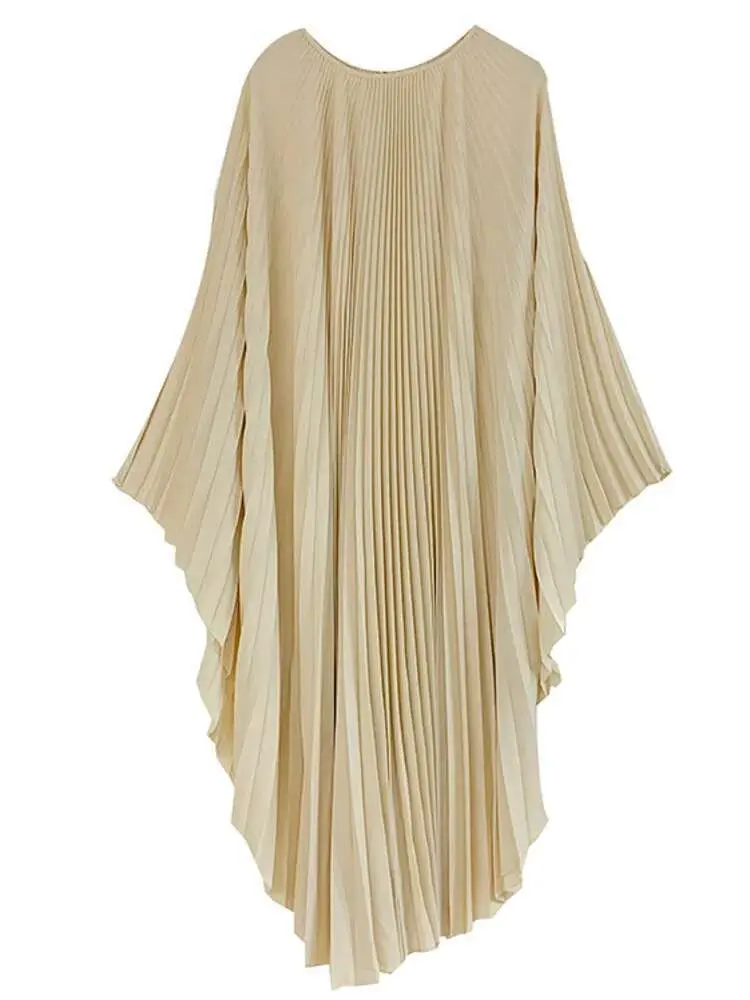 LANMREM Pleated Irregular Dress Round Neck Batwing Sleeves Solid Color Loose Large Style High End Trendy Clothing Autumn 2DA1040