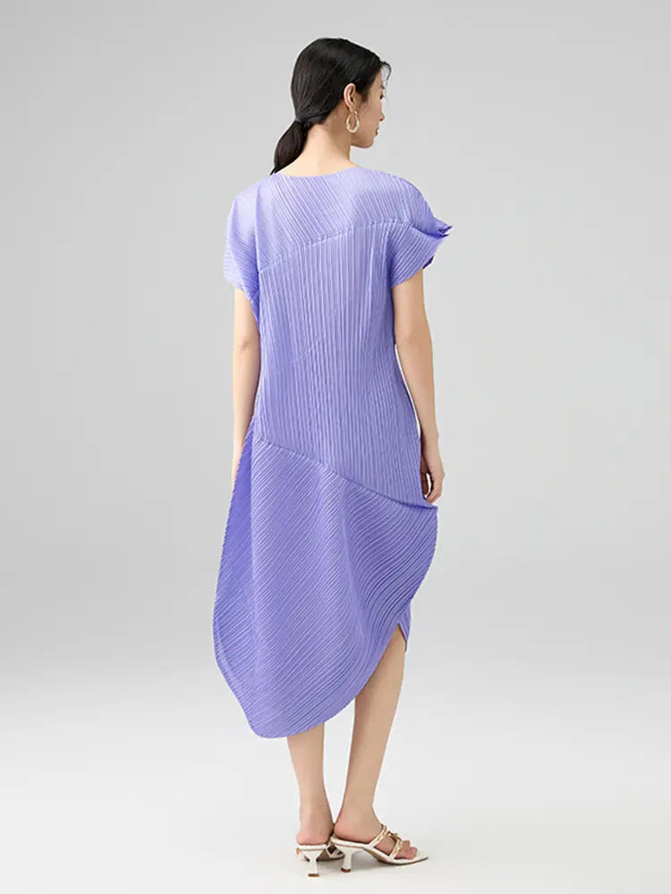 LANMREM Irregular Deisng Pleated Dress For Women 2025 New Loose Casual Round Collar Short Sleeve Vent Summer Dresses 2DB2820