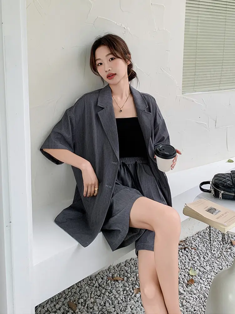 LANMREM Dark Grey Chic Summer Shorts Two Pieces Set For Women Notched Collar Short Sleeved Suit Coat + Wide Leg Shorts 2DB2773