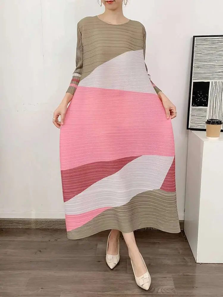 LANMREM Printed Pleated Dress Women Color Block Round Neck Long Sleeve Sides Buttons Elegant Dresses Party Clothes New 2DA1016