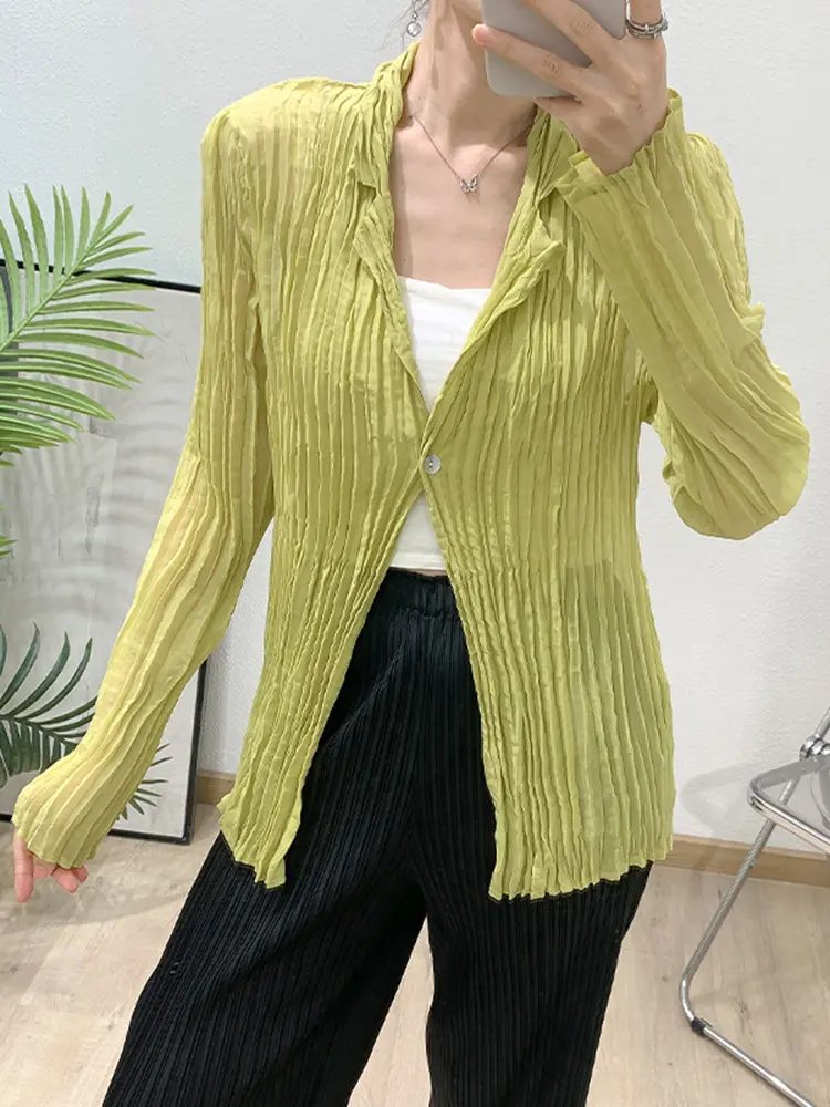 LANMREM Women's Pleated Sunscreen Shirt Elastic Slim Long Sleeved 2025 New Signle Button Cardigan Tops Semitransparent Blouse