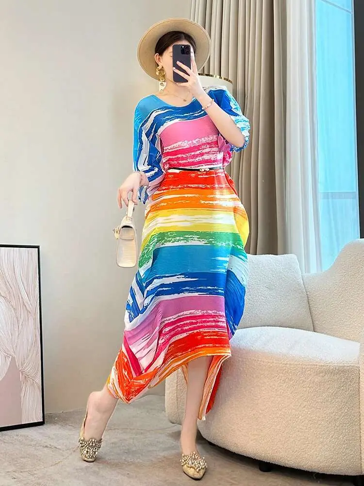 LANMREM Niche Colorful Printting Pleated Dress For Women 2025 New Loose Casual Round Collar Irregular Hem Dresses Chic 2DB2986