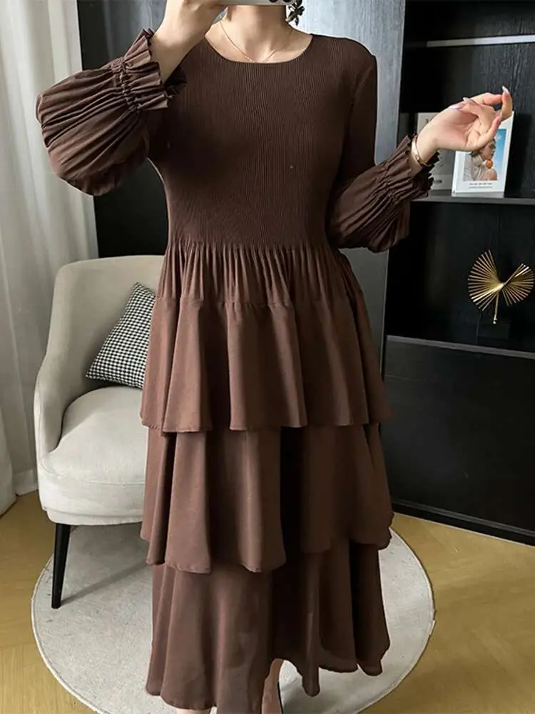 LANMREM Spring New Ruffles Dress For Women Pleated Fashion Round Necl A-line Party Dresses Solid Color 2024 Clothing 2DA4613