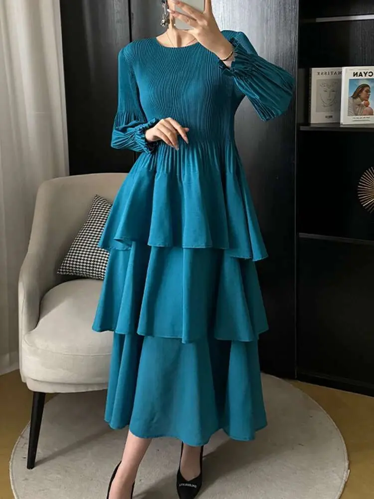 LANMREM Spring New Ruffles Dress For Women Pleated Fashion Round Necl A-line Party Dresses Solid Color 2024 Clothing 2DA4613