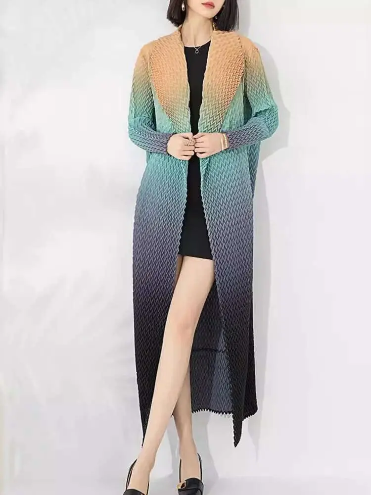 LANMREM Gradient Pleated Windbreaker For Women Long Sleeves Lapel Belt Coat Female High End Clothing 2024 Spring New 2DA4314