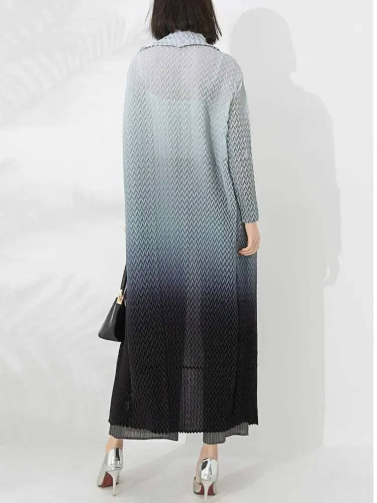 LANMREM Gradient Pleated Windbreaker For Women Long Sleeves Lapel Belt Coat Female High End Clothing 2024 Spring New 2DA4314