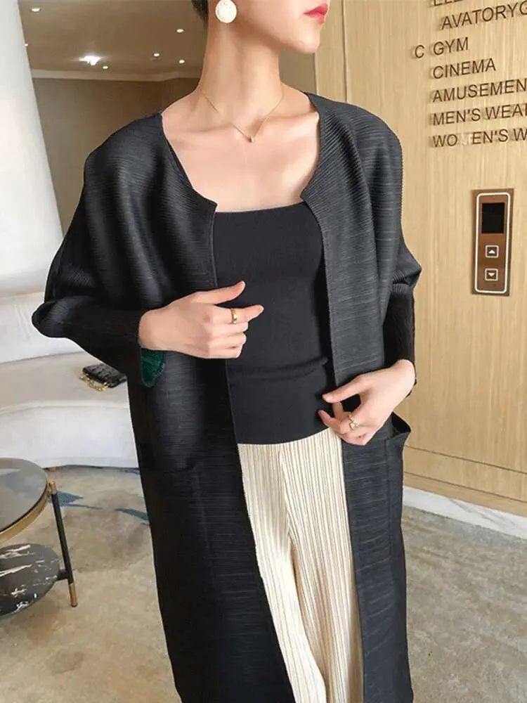 LANMREM Women Solid Color Open Stitch Long Sleeve Trench Female Loose Fashion Pleated Windbreaker 2024 New Spring 2J485