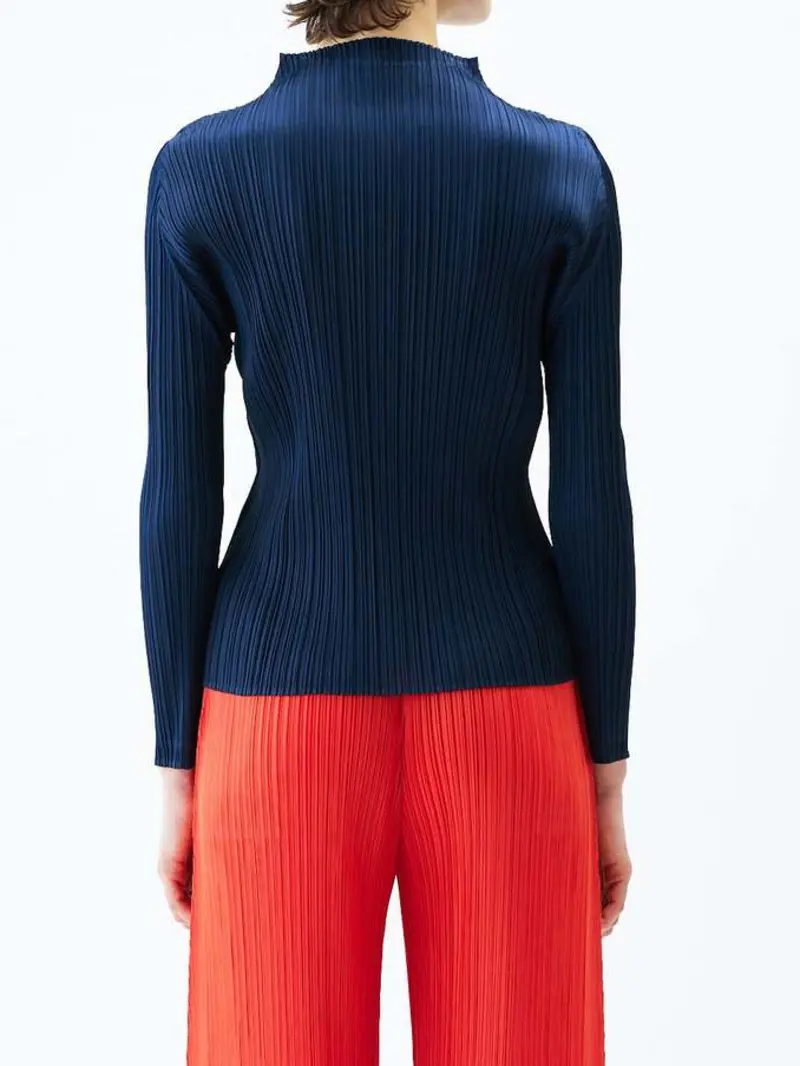 LANMREM 2025 New Long Sleeved Women's Pleated T-shirt Base Solid Color Stand Collar Slim Fit Long Pullover Tops Chic 2DB2996