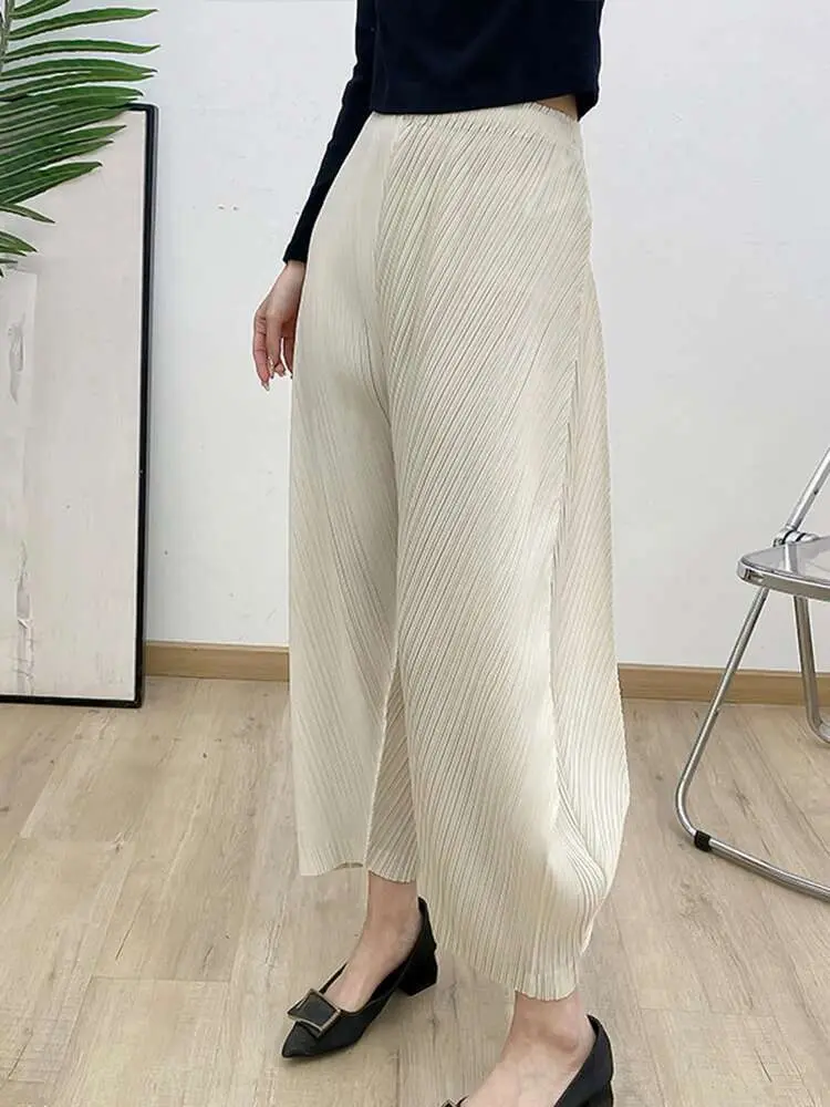 LANMREM Fashion Elegant Pleated Harem Pants Solid Color Loose Casual Women's Trousers 2025 Spring Summer New Clothing 2DE199