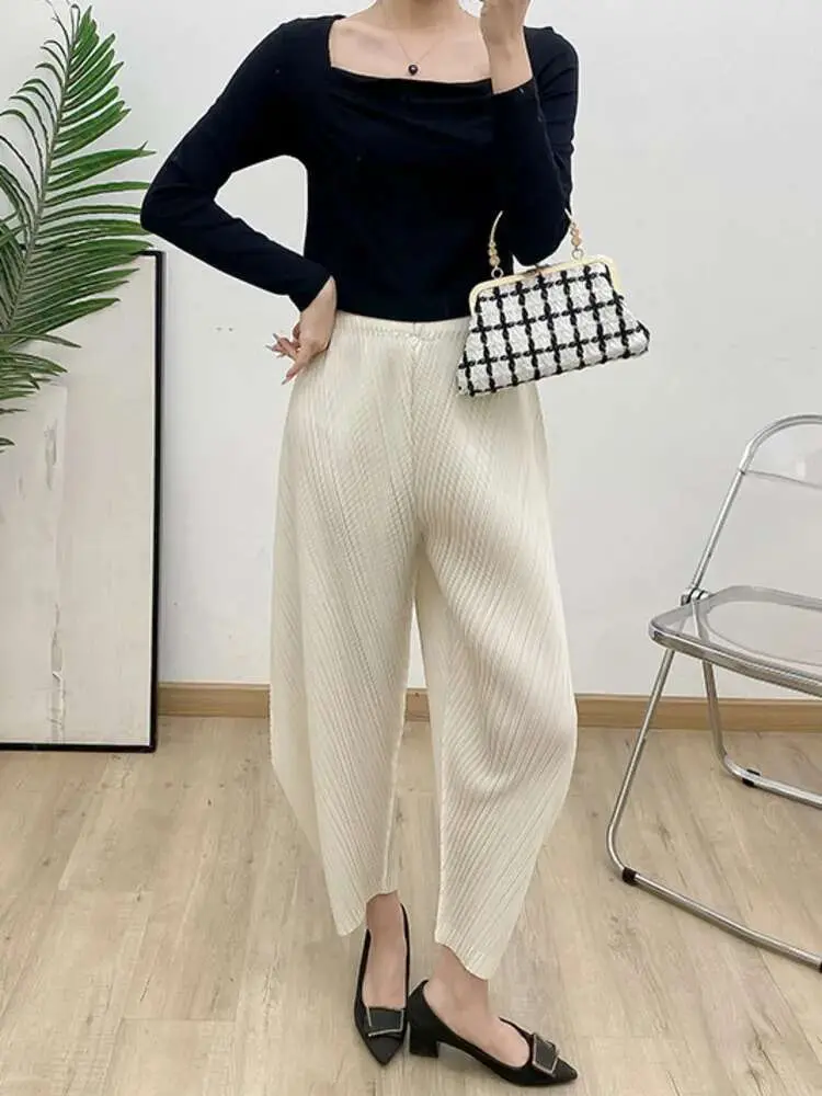 LANMREM Fashion Elegant Pleated Harem Pants Solid Color Loose Casual Women's Trousers 2025 Spring Summer New Clothing 2DE199