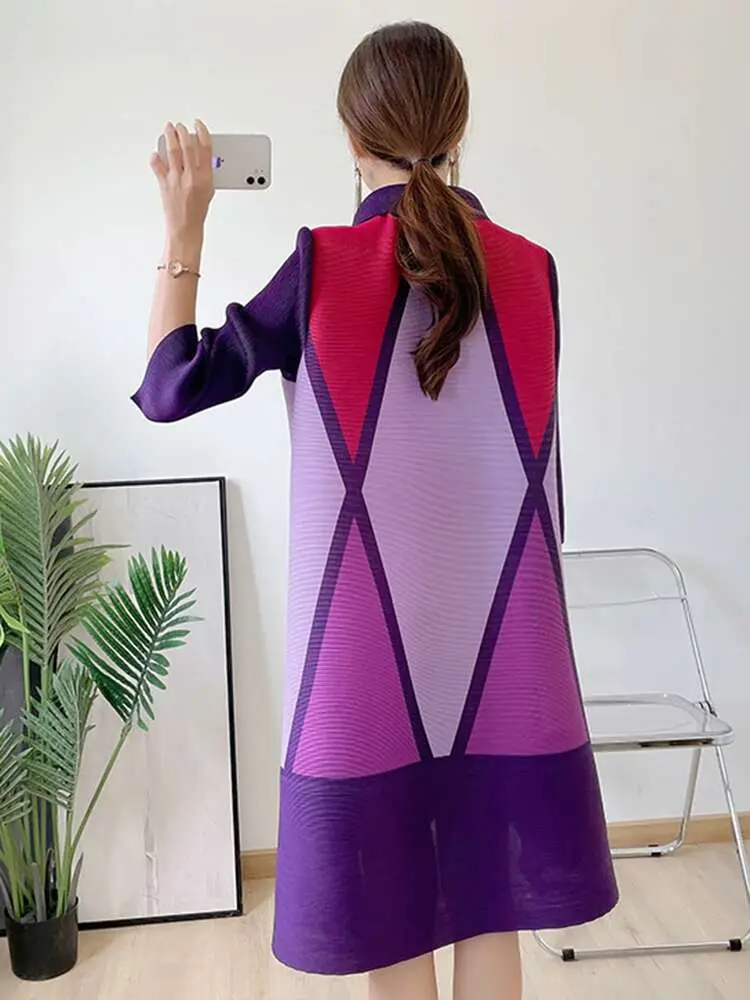 LANMREM Plaid Printing Pleated Dress For Women Lapel Single Breasted Contrast Color Stitching Dresses Fashion 2025 New 2R1060