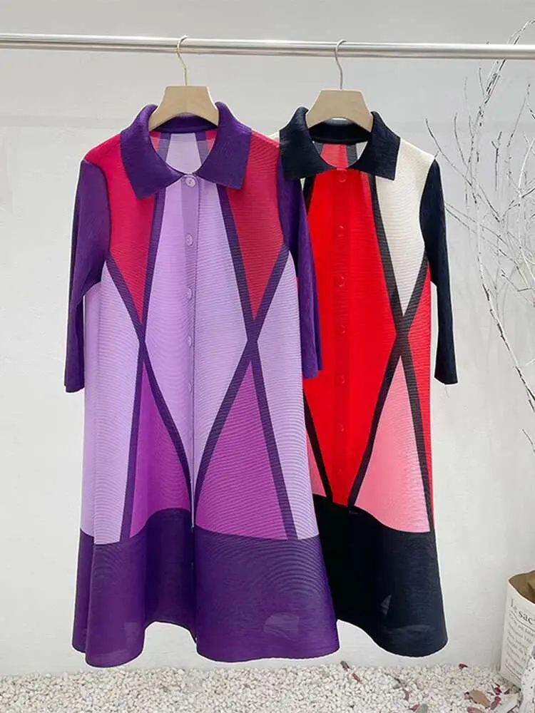 LANMREM Plaid Printing Pleated Dress For Women Lapel Single Breasted Contrast Color Stitching Dresses Fashion 2025 New 2R1060