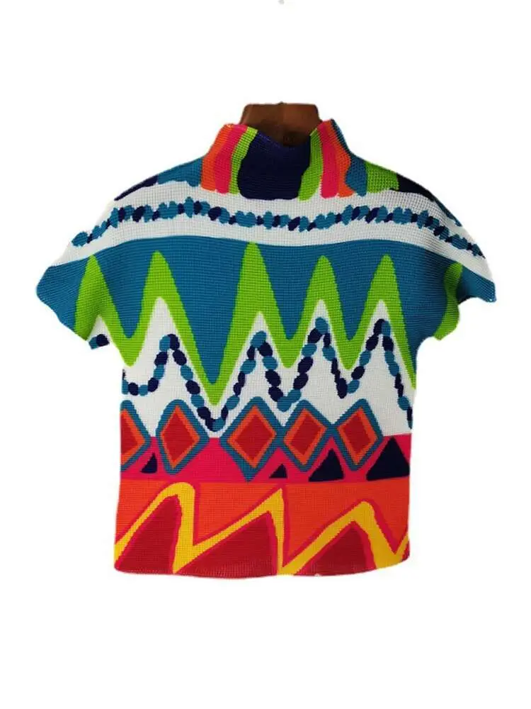 LANMREM Pleated Geometric Printed T-shirt For Women Turtleneck Short Sleeve Shirt Female Fashion Top 2025 New Summer 2N598