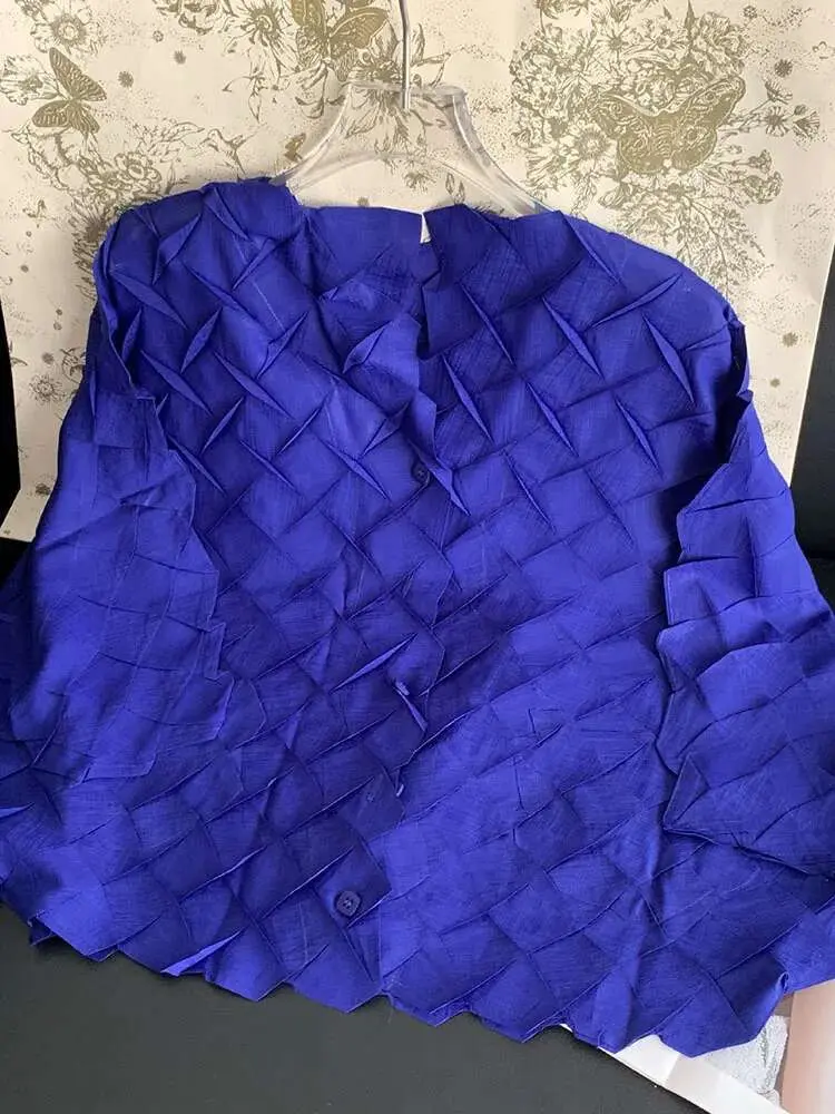 LANMREM Pleated Casual Shirt Women's Stand Collar Single Breasted Solid Color Blouses 2024 Female Autumn New Clothing 2Z2267