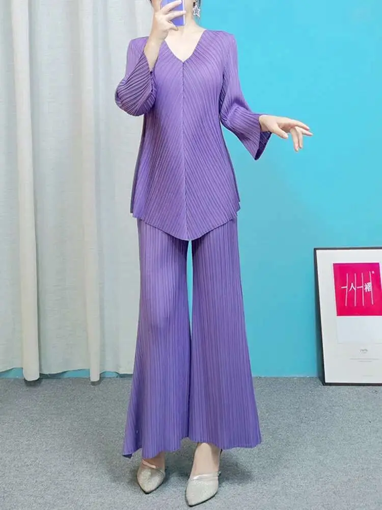 LANMREM Two Pieces Sets for Women V-neck Solid Color Pleated Elastic Waist Casual Pants Suits Female New 2025 Spring 2J918