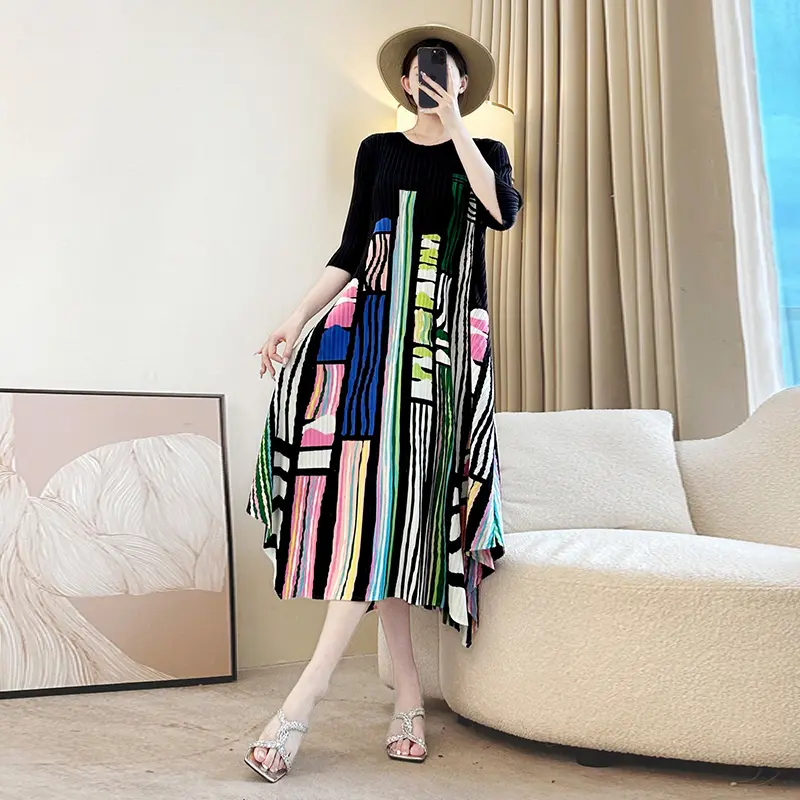 LANMREM Black Irregular Printting Pleated Women's Dress Round Collar Elastic Loose Three Quarter Sleeve Chic New Dresses 2DB3923