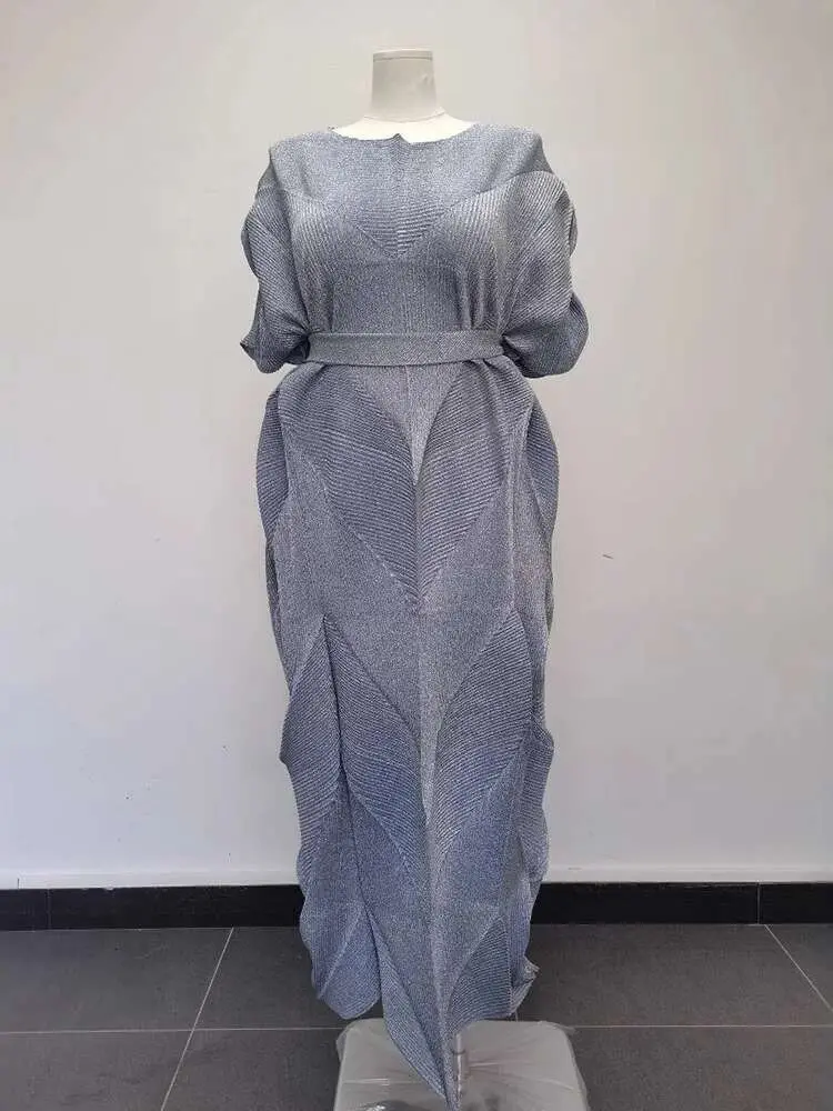 LANMREM Women's Pleated Dress Fashionable Loose Elegant Rondun Collar Short Sleeve Long Dresses With Belt 2025 New 2DB2626