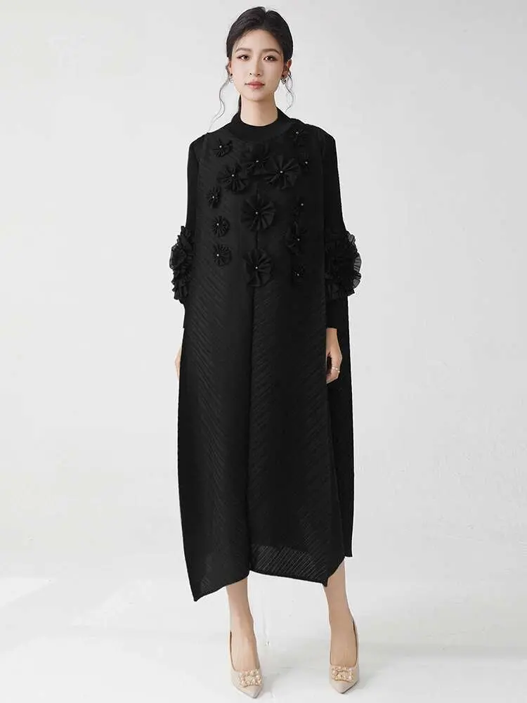 LANMREM Temperament Pleated Three-dimensional Patch Dress Women's Fashion Tide 2025 Spring Summer New O-neck Long Dresses 2DE565