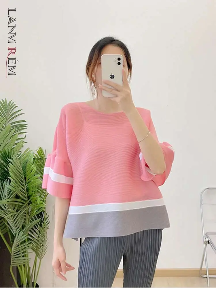 LANMREM Color Block Pleated T-shirt For Women 2024 Summer Round Neck Flare Sleeves Striped Shirt Ladies Casual Top 2R2885