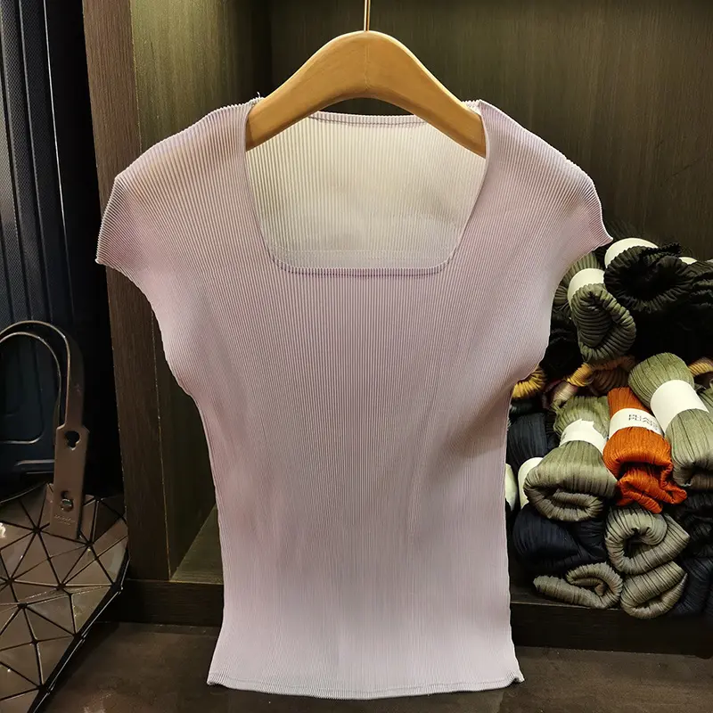 LANMREM Beige High-end Square Neck Sleeveless Pleated Top For Women Summer 2025 New Slim Fit Versatile Pullover Tops 2DB3343