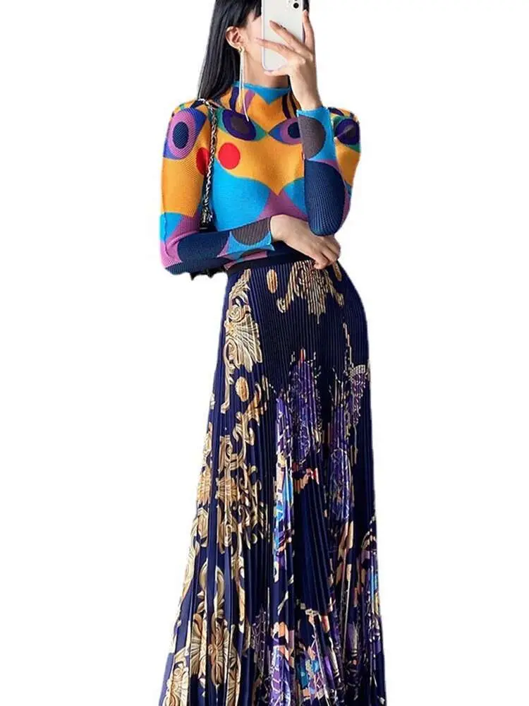LANMREM Geometric Printing T-shirt Women Long Sleeves High Neck Slim Pleated Top Ladies All Match Chic Clothing Autumn 2R5223