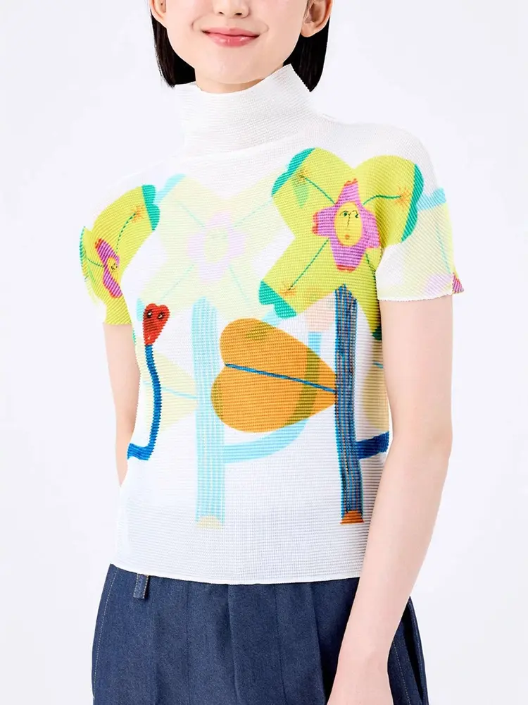 LANMREM Pleated Short Sleeve Women's T-shirt Lightweight Slim Printed Design Stand Collar Niche Pullover Tops 2025 New 2DB3003