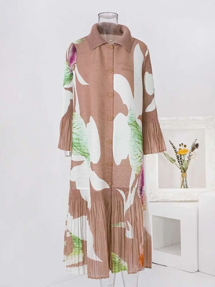 LANMREM 2024 New Pleated Print Dress For Women Fashion Lapel Single Breasted Loose Long Contrast Color Female Dresses 2DA4600