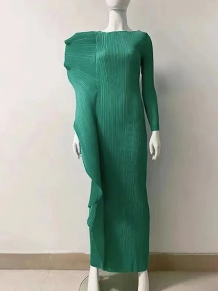 LANMREM Irregular Ruffled Pleated Maxi Dress Women Solid Color Round Neck Women's Elegant Festival Clothing 2024 Summer 2DA1460