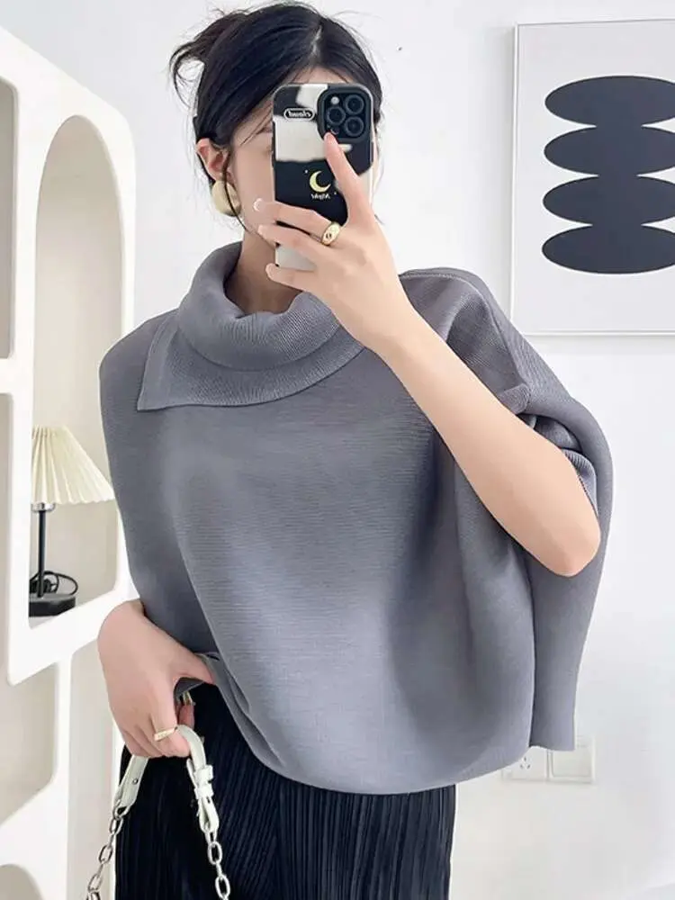 LANMREM Batwing Sleeves Pleated T-shirt For Women Lapel Solid Color Loose Big Size Female Casual Top 2025 Summer New 2DA6800