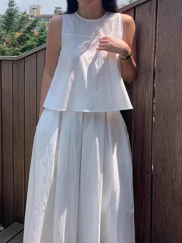 LANMREM Women's Simple Sets Sleeveless Vest Tops High Waist Pleated Skirt Solid Color Two Piece Set Fashion Tide 2025 New 2DE727