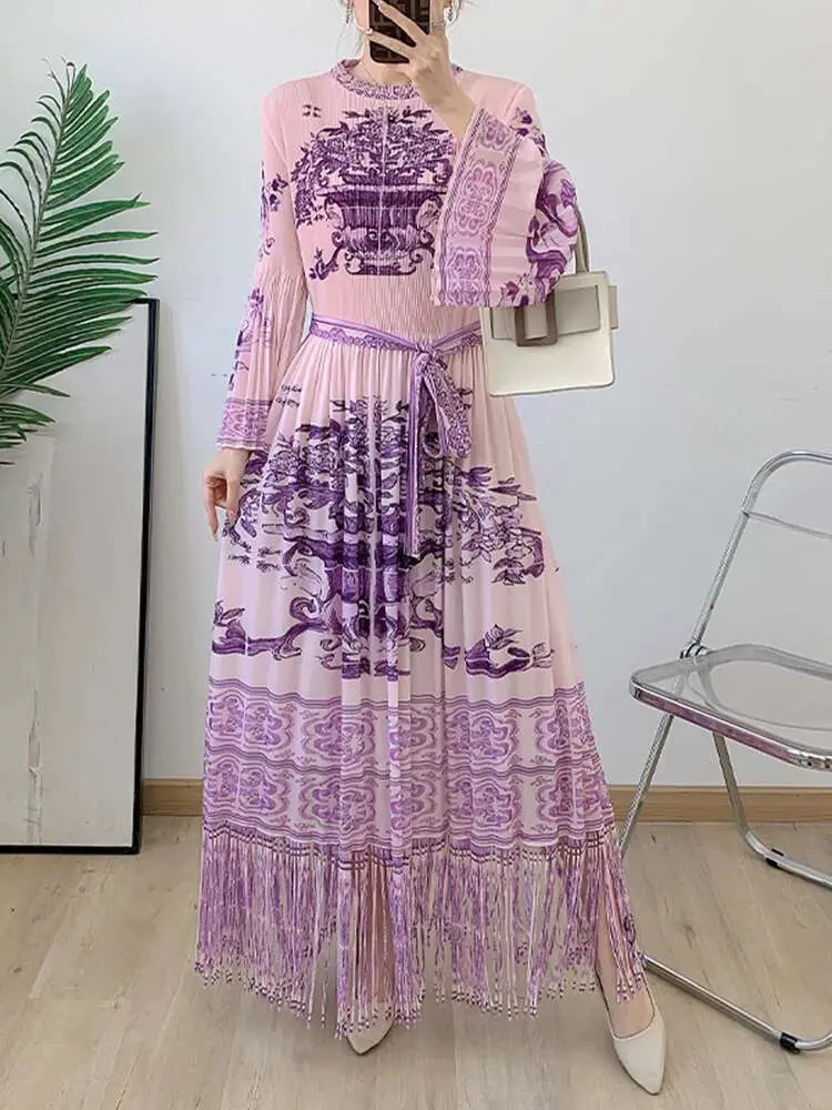 LANMREM Fashion Printing Long Dress With Flare Sleeves Tassel Pleated Vintage Dresses Female Party Clothing 2025 New 2DB2424