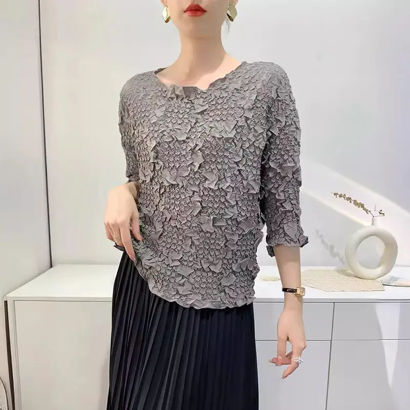 LANMREM Niche Embroidered Women's Pleated T-shirt Bat Three Quarter Sleeves Pullover Tops Summer New Elastic Loose Tee 2DB3723
