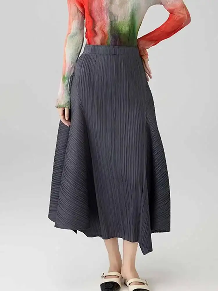 LANMREM 2025 New Irregular Splicing Solid Color Pleated Half Skirt Fashionable Slimming Elastic High Waist A-line Skirts 2DB2852