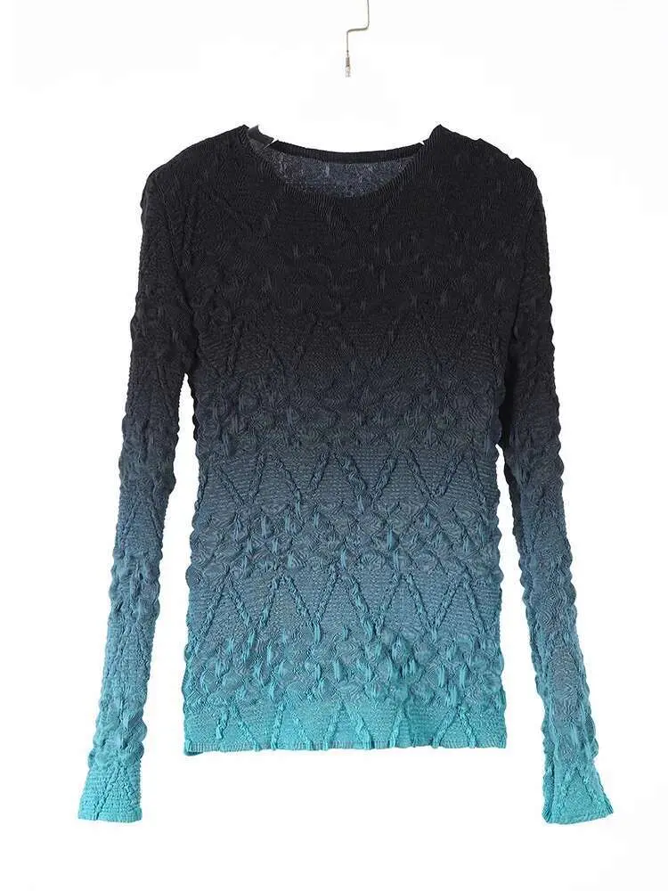 LANMREM Gradient Pleated T-shirt For Women Round Neck Long Sleeves Slim Thin Style Female Chic Top 2025 Spring New 2DB2141