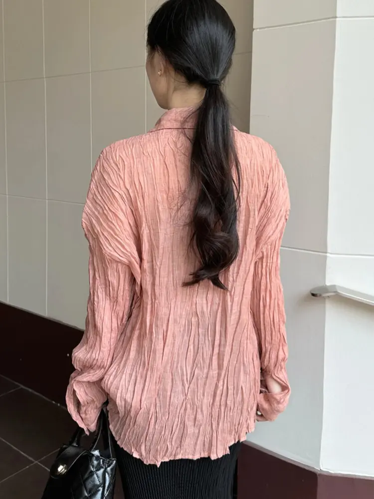 LANMREM Single Breasted Shirts For Women 2025 Summer New Pleated Tops Loose Causal Lapel Design Lightweight Blouse 2DB2729