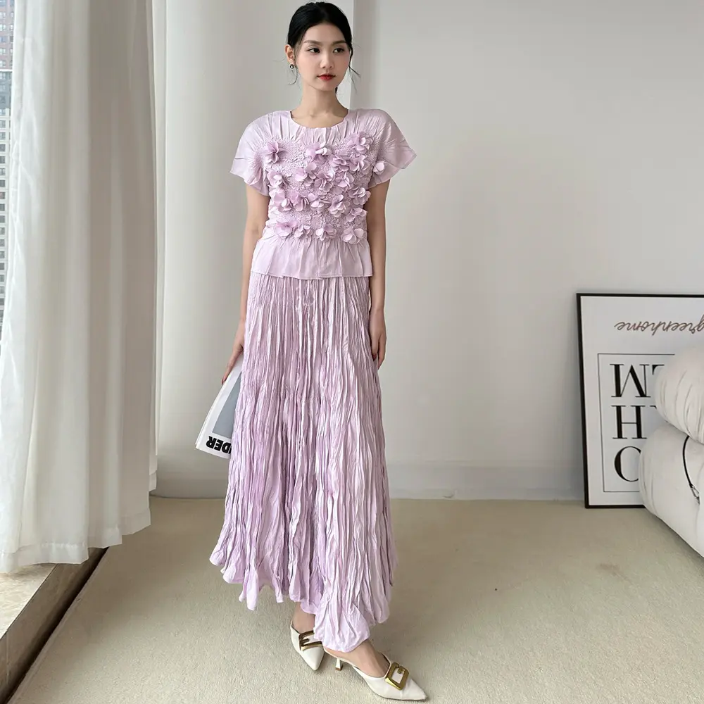 LANMREM Designer Pleated Suit For Women Handmade Embroidered Short Sleeved Elastic T-shirt Top With Skirt 2 Pieces Sets 2DB4457