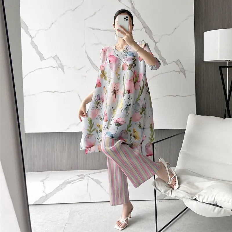 LANMREM Print Pleasted Two Pieces Set Women's 2025 New V Neck Print Loose Tops And Elastic Waist Ankle Pants Pants Sets 2DB2472
