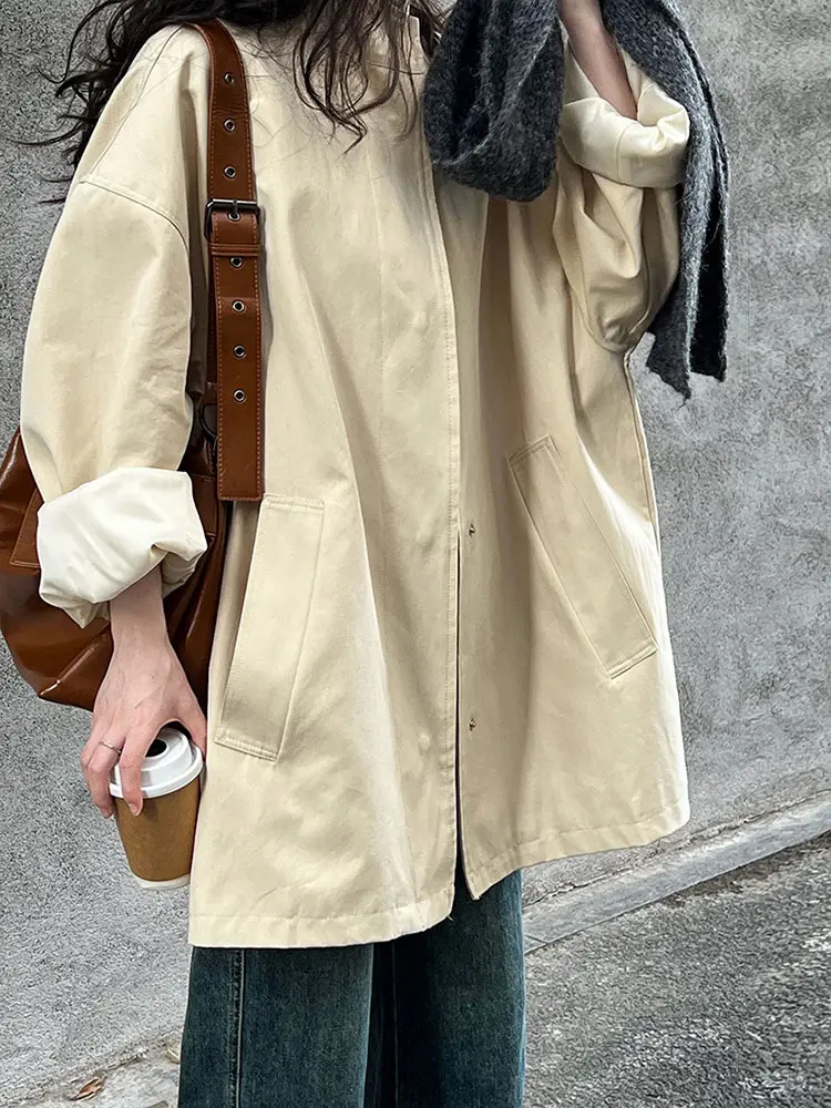 LANMREM Temperament Short Trench For Women Lapel Single Breasted Solid Color Pockets Design Coat 2025 Spring New 2Z2225